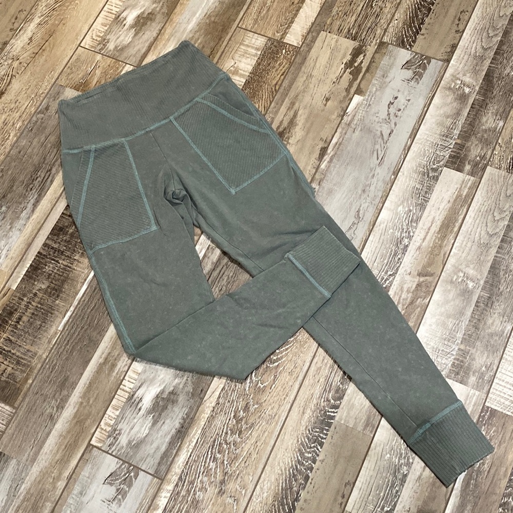 ❤️AERIE DISTRESSED LEGGINGS